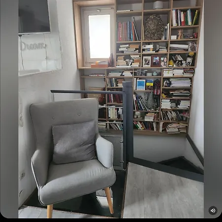 Attique Strasburg